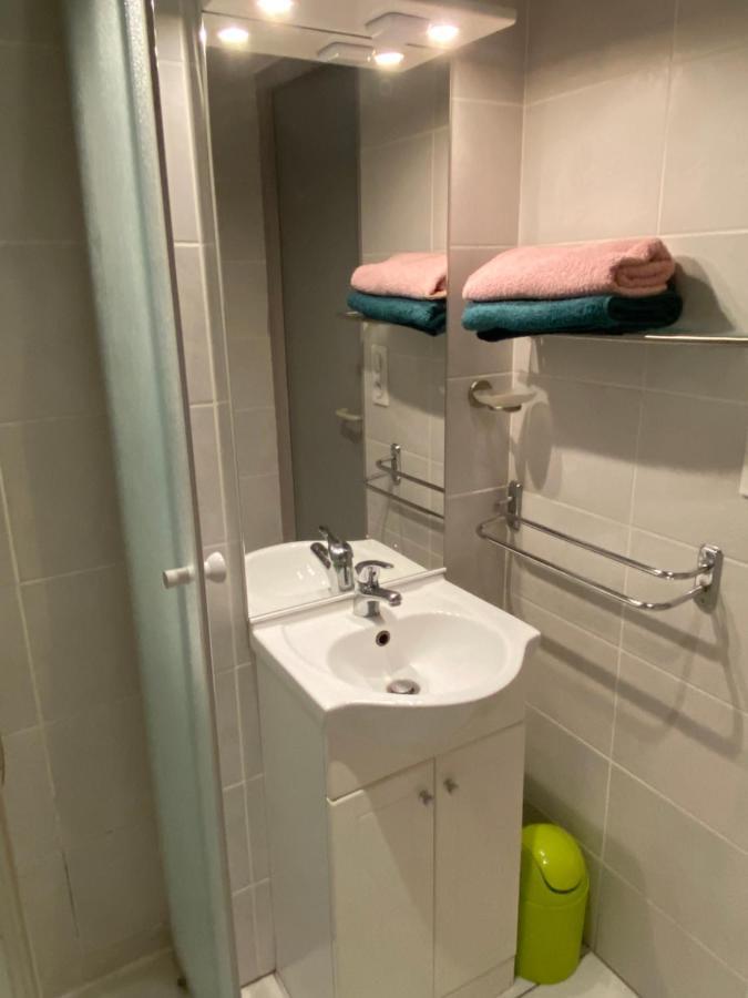 Studio Centre Ville Avec Ascenseur 3Min Des Thermes Aix-les-Bains Kültér fotó